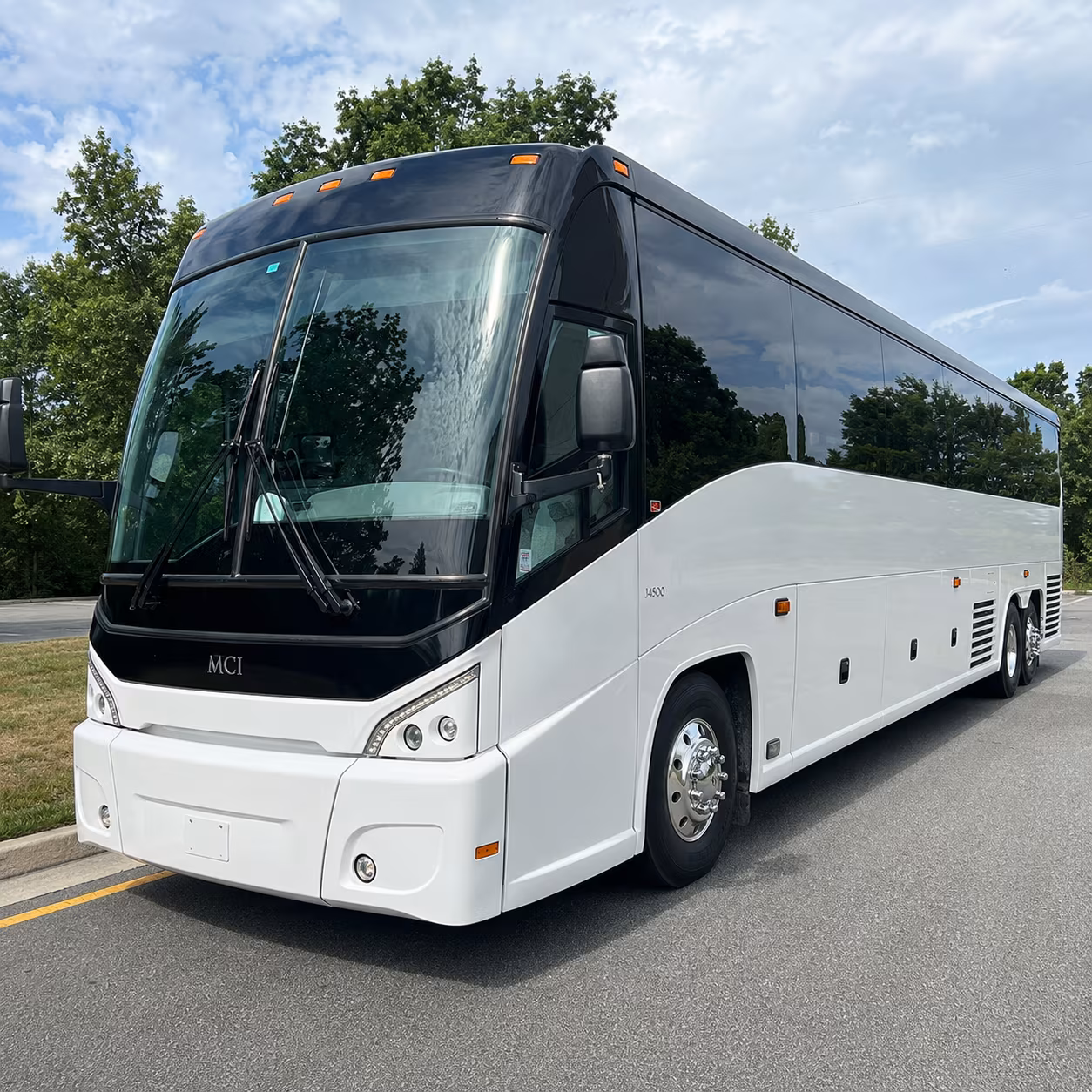 airport shuttle buses for salinas area schools sports teams and tour groups