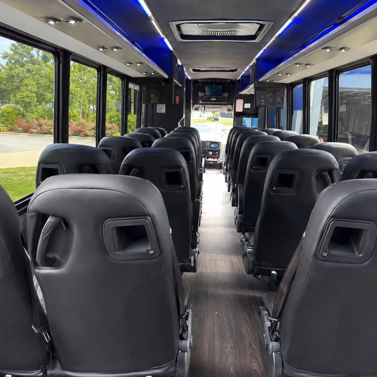 compare group transportation in salinas in one search