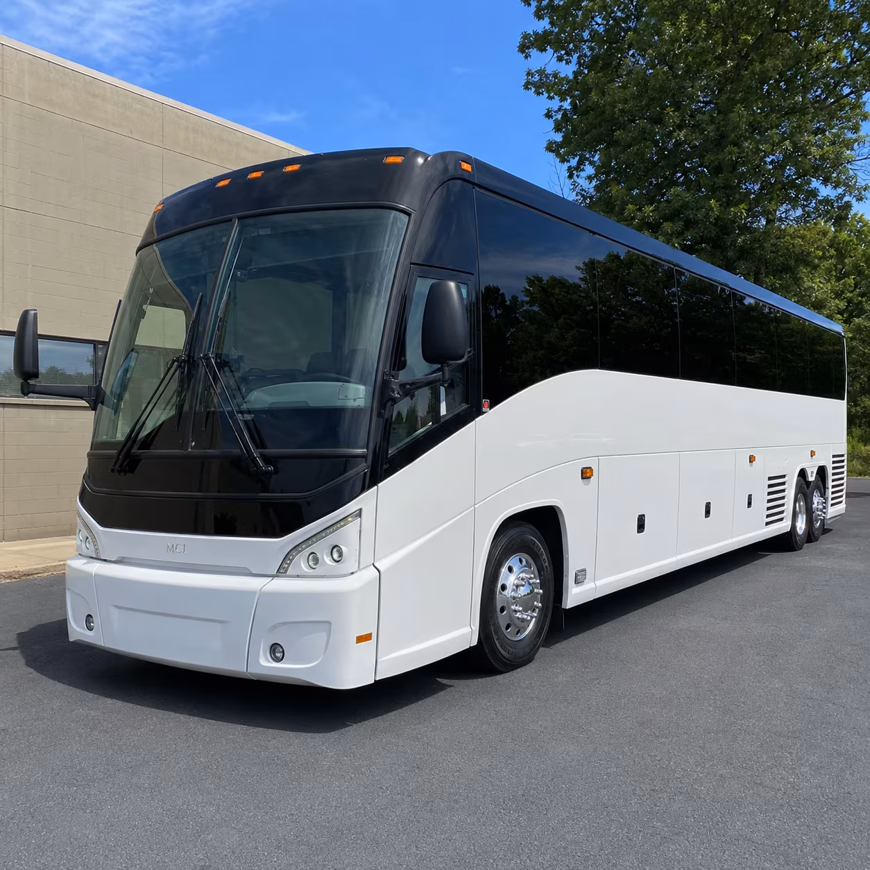 group airport transfers for monterey bay tourism and hospitality groups