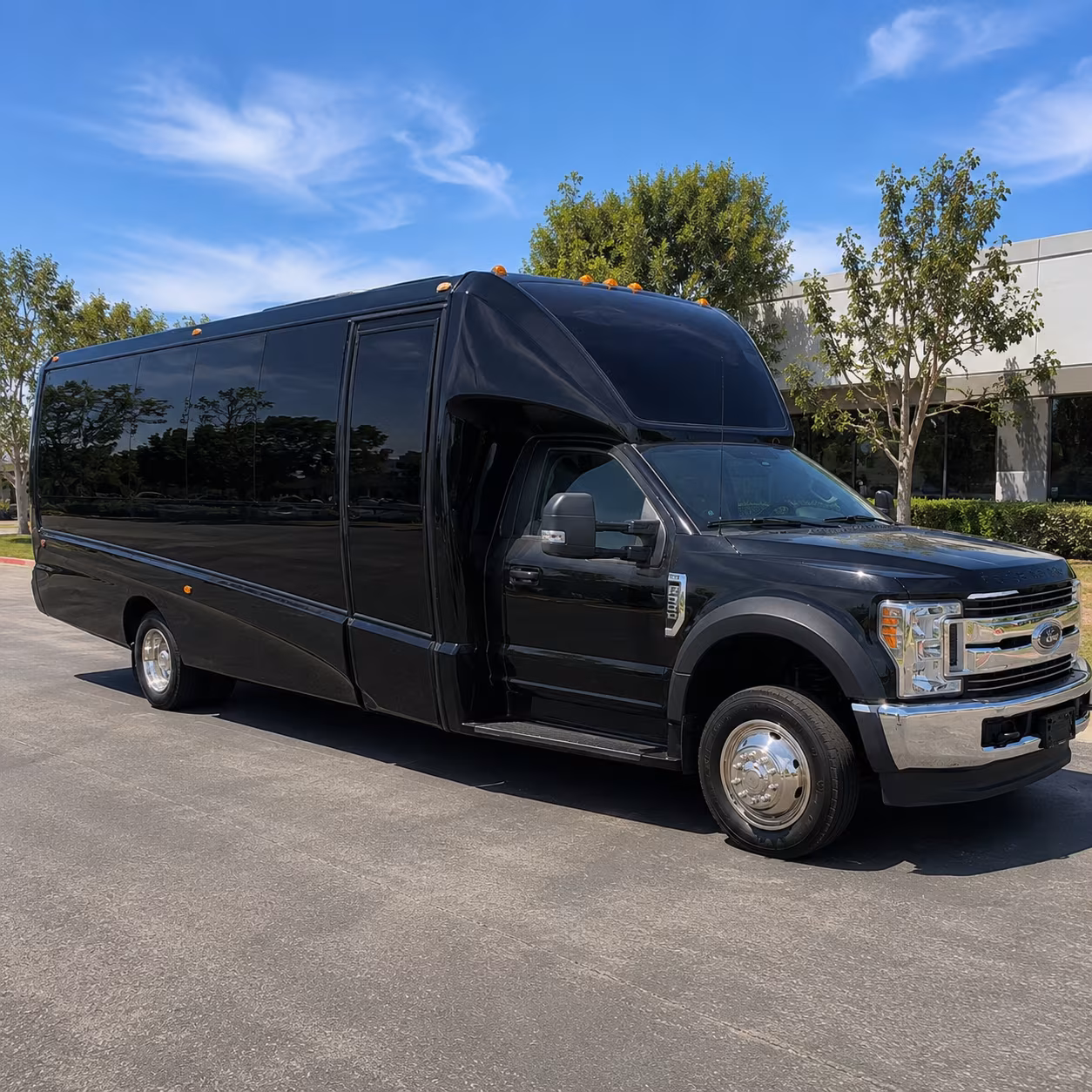 party buses and fan buses to 49ers and raiders games from salinas