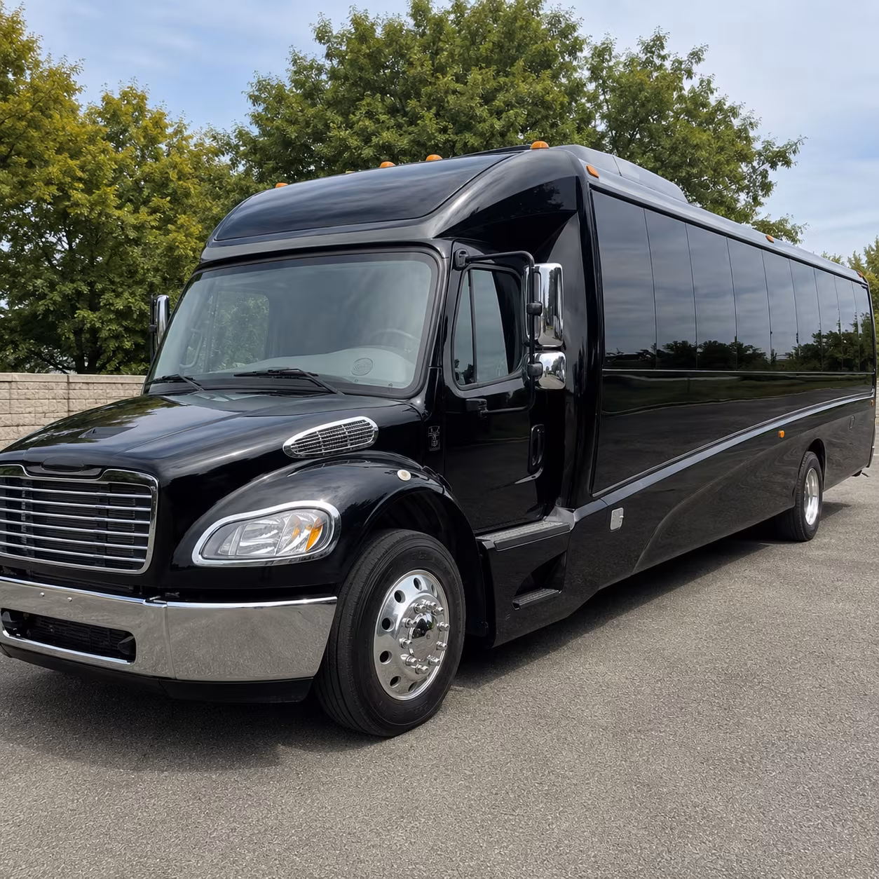 salinas 20 passenger minibus