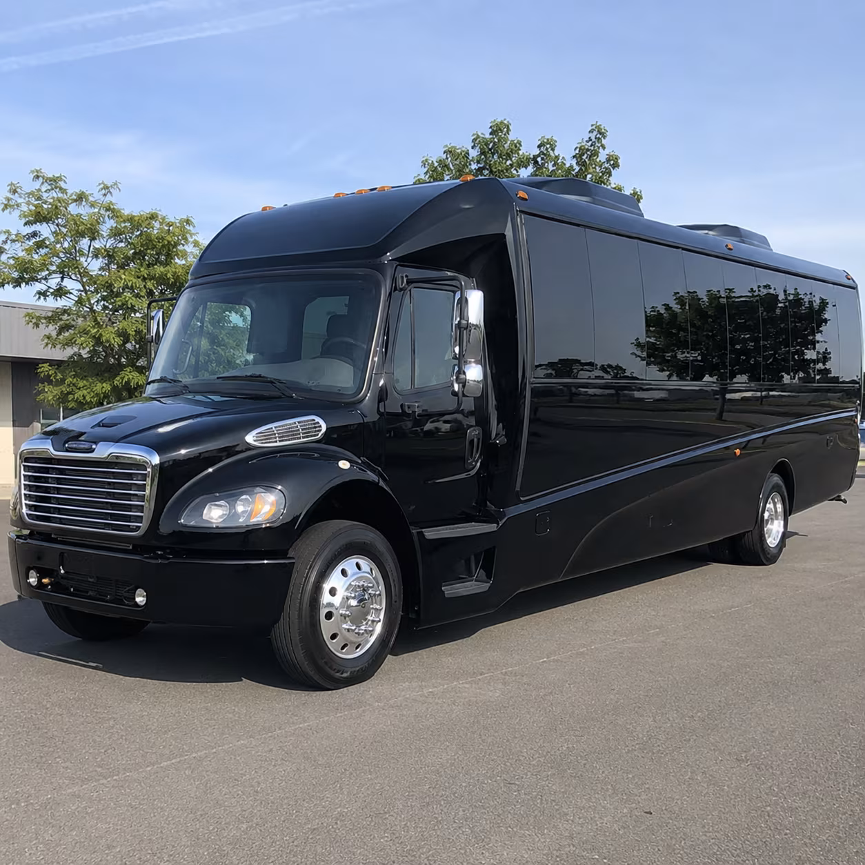 salinas 28 passenger minibus