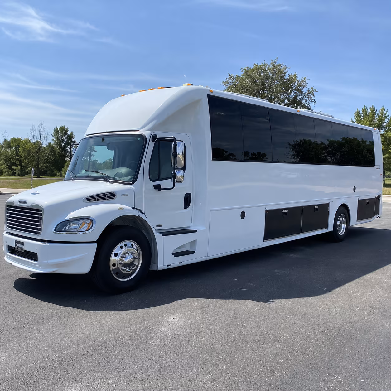 salinas 40 passenger party bus