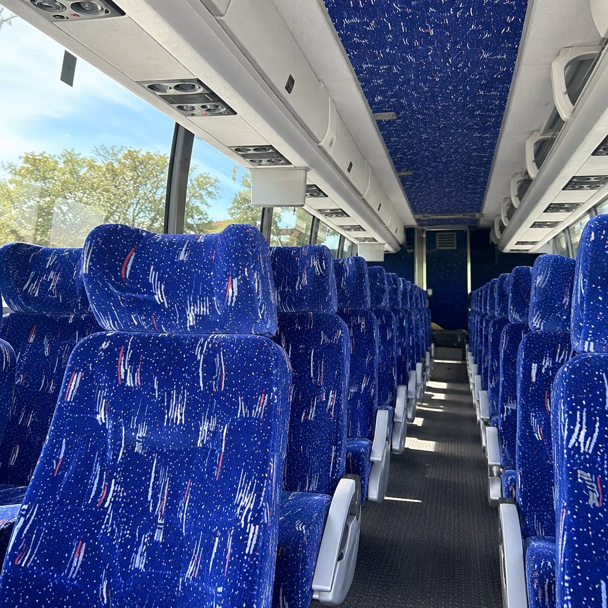 salinas bus rentals for youth group trips and faith based outings