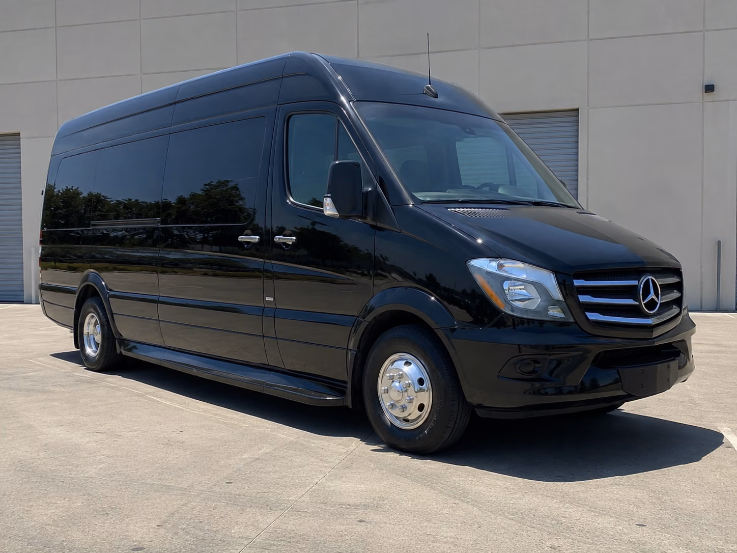 salinas sprinter limousine