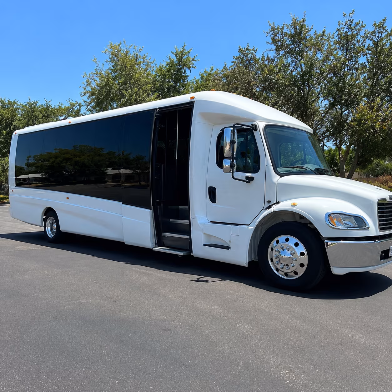 school field trip and student group buses in salinas