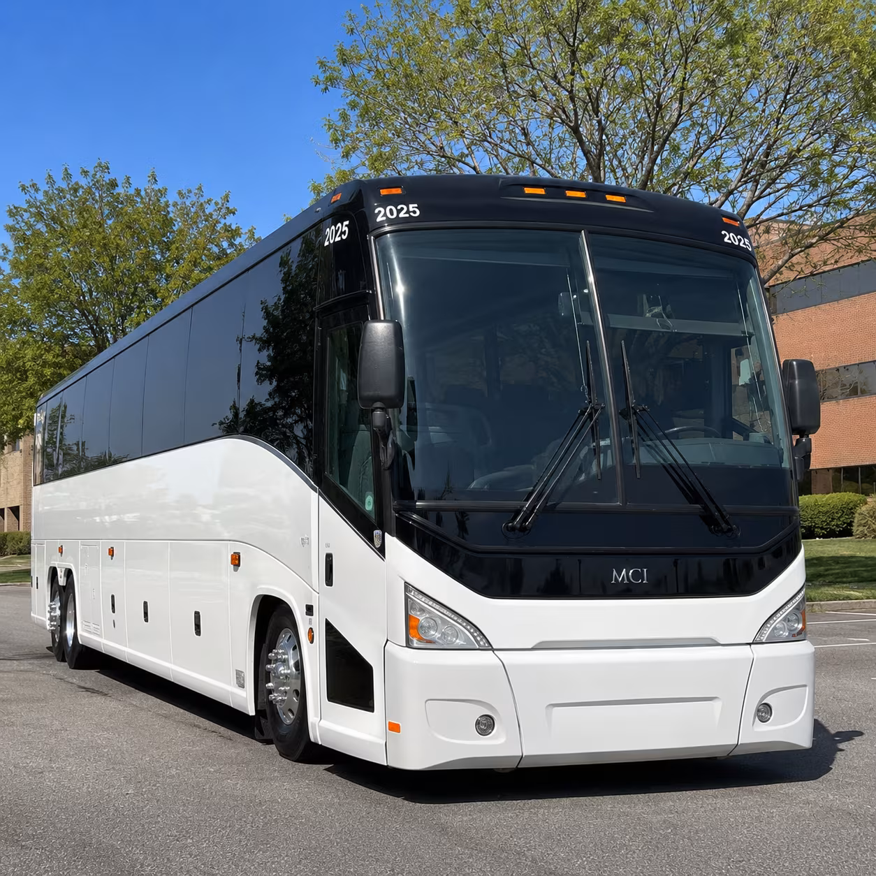 shuttle buses for salinas warehouse and distribution center teams