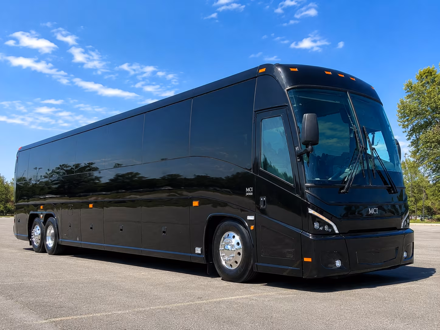 shuttle buses for the presidio of monterey and seaside military community