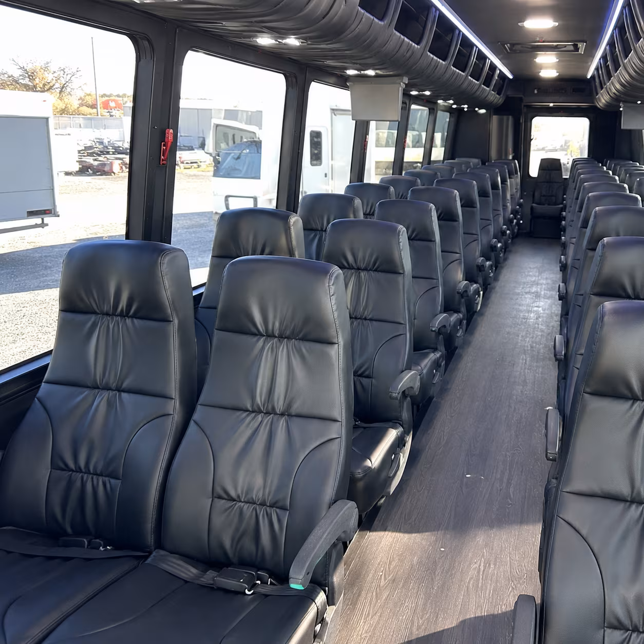 what kind of bus do i need for my trip in salinas and how does that change the price